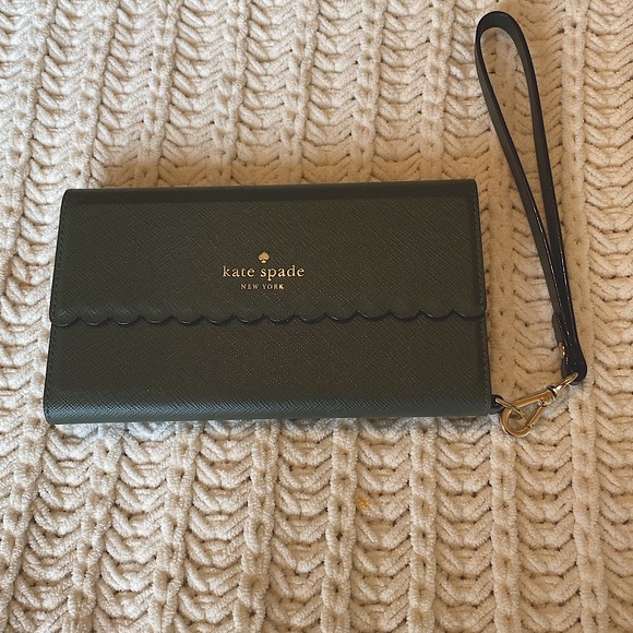Kate Spade ♠️ Folio IPhone 6/6S Case Wristlet